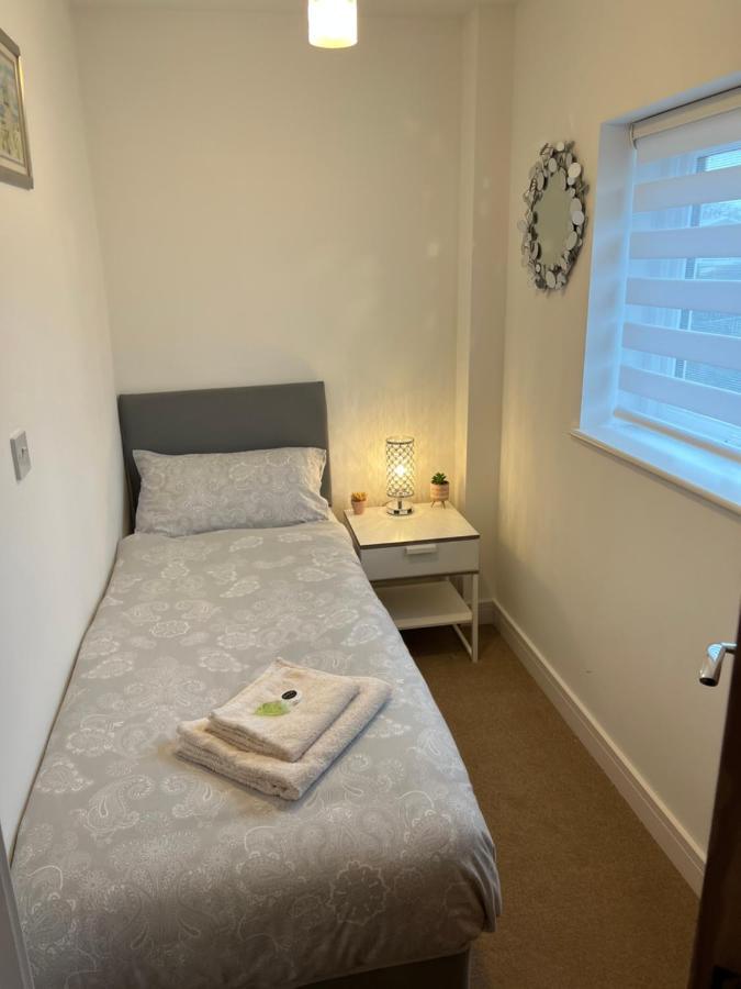 Comfy 2 Bed House Located At Wareham Train Station Villa ภายนอก รูปภาพ